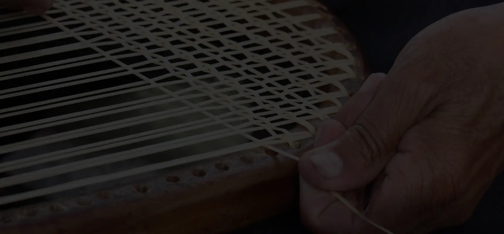 Chaiseland Mulhouse – Rénovation, Cannage & Paillage, Ébénisterie, Rideaux et Voilage